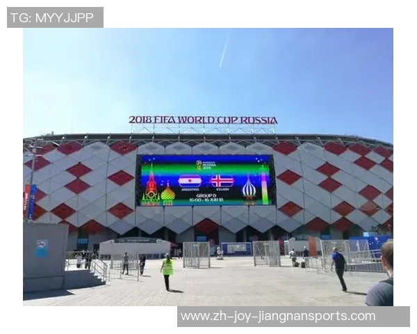 莫斯科足球氛围的热情与激情如何塑造城市文化与球迷精神